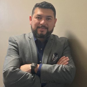 Isaac Cruz