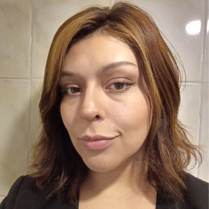 Makarena Andrea Toro Epuleo