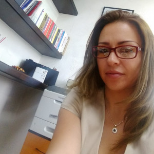 María Esther Flores Bravo